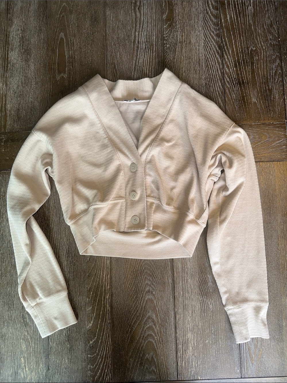 7 Diamonds Cream Cropped Button Cardigan XS Soft Knit V-Neck Sweater